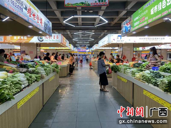 干净、整洁、规范的农贸市场